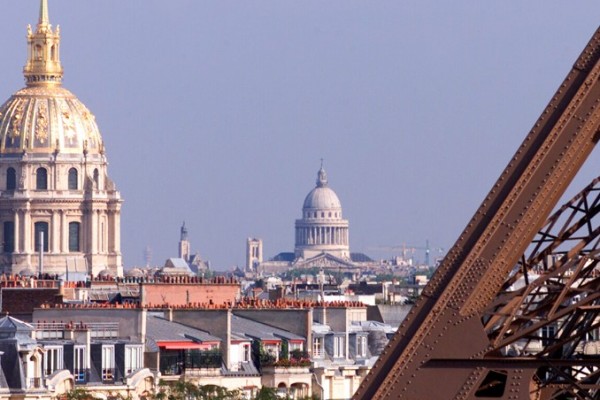 Sightseeing Paris