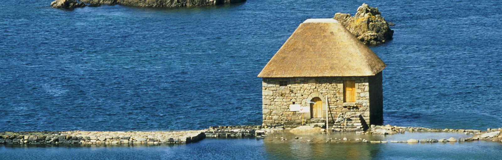 Tours Normandy - Brittany – Loire valley and Chartres - Multi-regional - Multiday tours from Paris