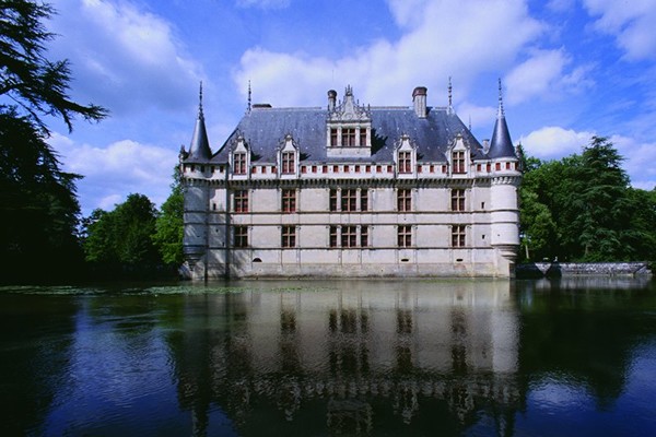 The Berry and the Loire, large and smaller castles - Loire valley - Multiday tours from Paris