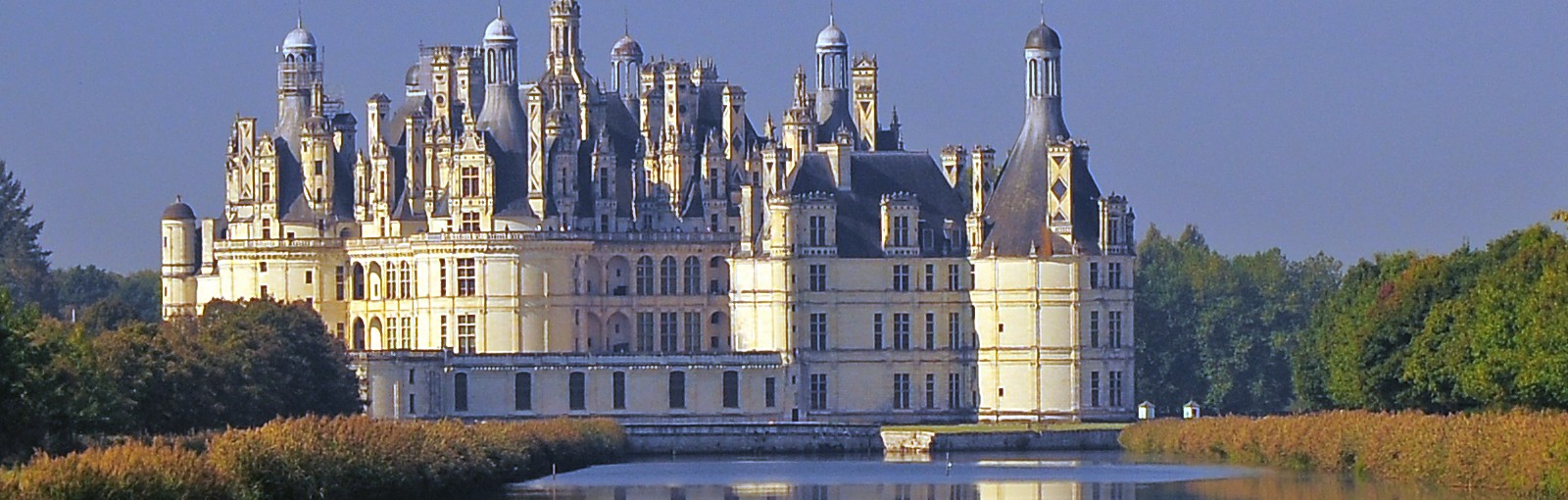 Tours Normandy, Mont-Saint-Michel, Castles of the Loire valley, Chartres and Versailles - Multi-regional - Multiday tours from Paris