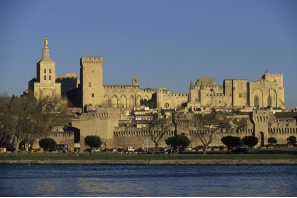 One day in Provence by TGV train - Full days - Day tours from Paris